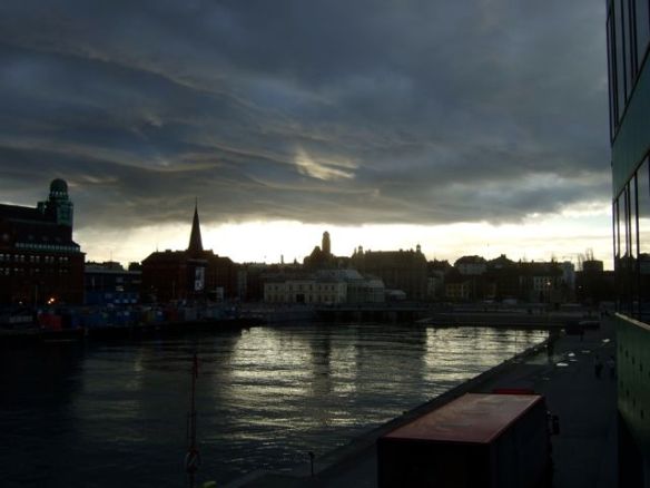 stortorget Det mörka molnet över Stortorget